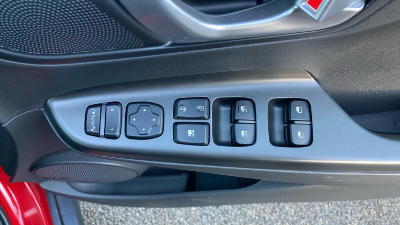 Hyundai KONA 100kW Premium 39kWh 5dr Auto Electric Hatchback